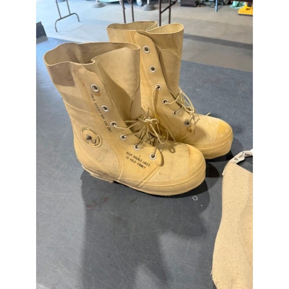 vintage military air force bunny boots size 5r with liners